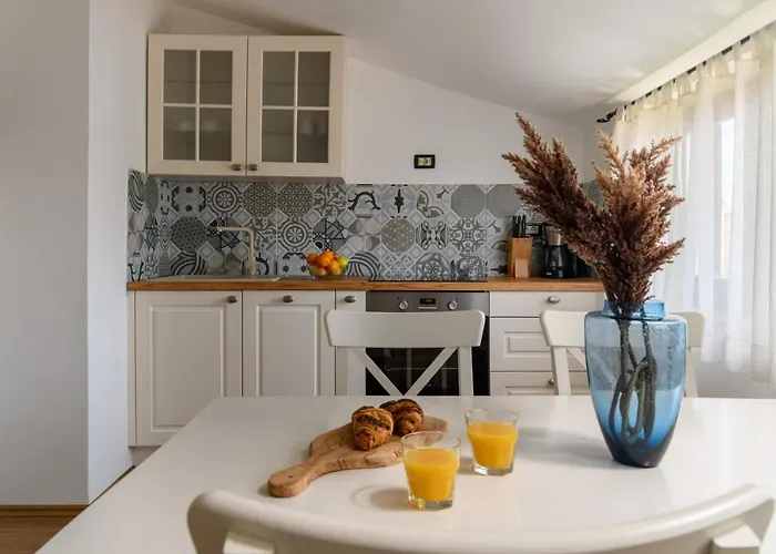 Daire Perkovic Fažana